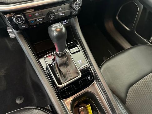 Used 2023 Jeep Compass Latitude image 20