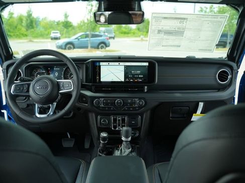 New 2026 Jeep Wrangler Unlimited Sahara AWD/4WD image 24