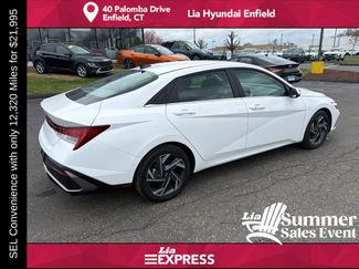 Certified 2025 Hyundai Elantra SEL w/ Cargo Package FWD video 3