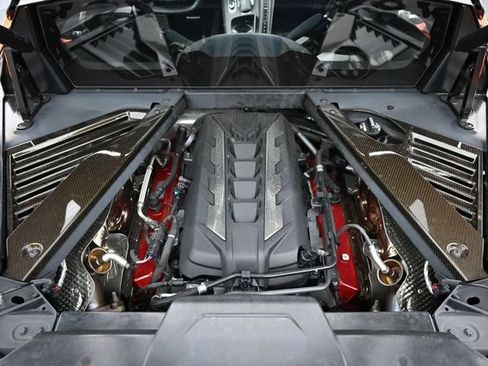 Used 2024 Chevrolet Corvette Stingray Premium Cpe w/ Z51 Performance Package RWD image 10