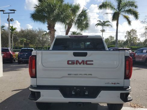 Certified 2022 GMC Sierra 1500 AT4X image 13