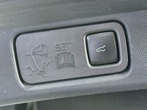 Used 2022 Ford Mustang Mach-E Premium RWD image 30