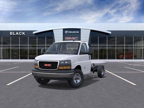 New 2025 GMC Savana 3500 w/ Power Convenience Package image 8