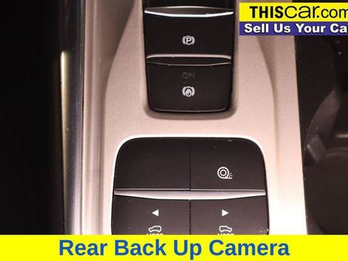 Used 2023 Ford Explorer XLT w/ Equipment Group 202A RWD image 21