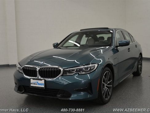 Used 2021 BMW 330e w/ Convenience Package image 2