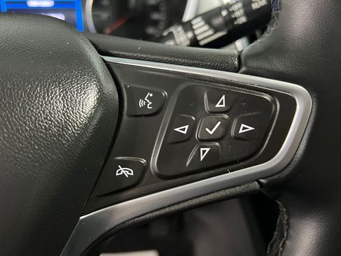 Used 2023 Chevrolet Equinox LT w/ Driver Convenience Package image 12