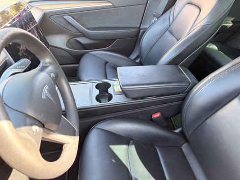 Used 2022 Tesla Model 3 Long Range AWD/4WD image 21