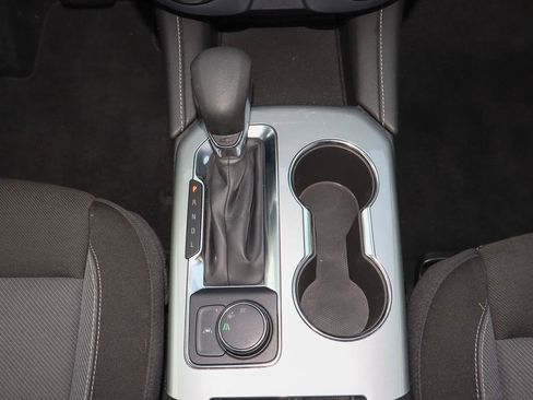 Used 2025 Chevrolet Blazer LT image 19