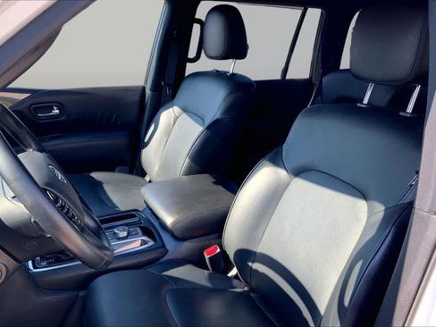Used 2023 Nissan Armada SL w/ Midnight Edition Package RWD image 8