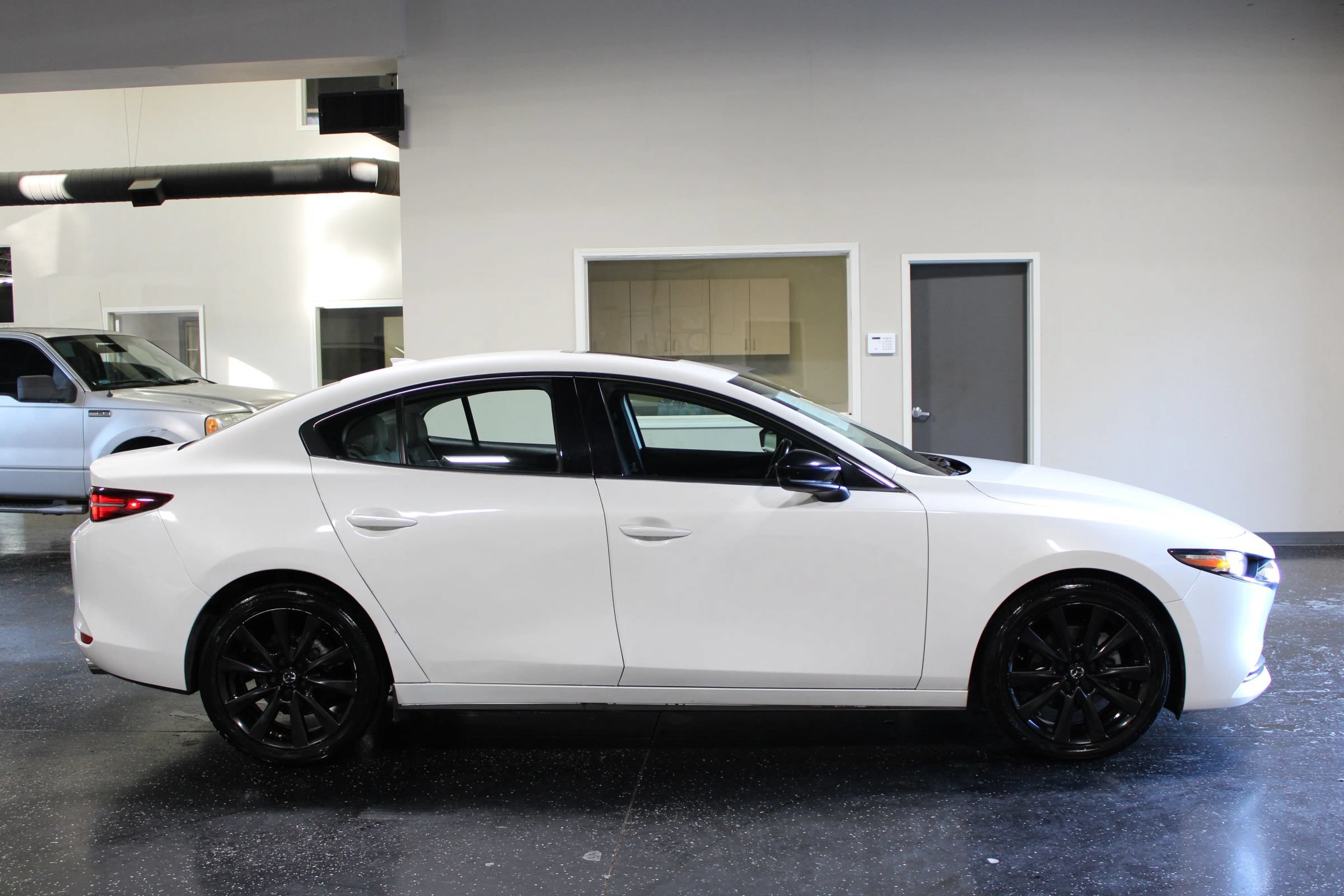 Used 2021 MAZDA MAZDA3 AWD 2.5 Turbo Sedan image 3
