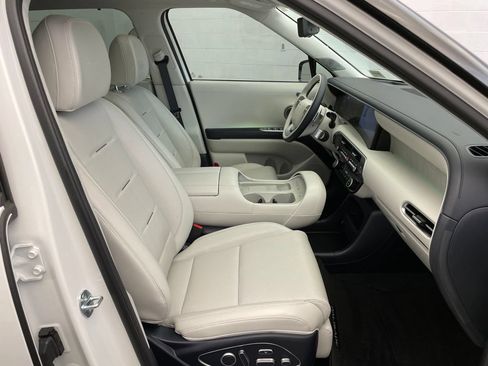 Used 2026 Hyundai Palisade Calligraphy FWD image 25