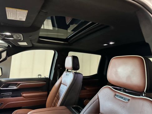 Certified 2025 GMC Sierra 1500 Denali Ultimate image 17