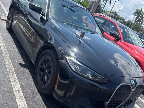 Used 2023 BMW i4 eDrive35 w/ Premium Package RWD image 10