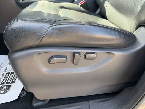 Used 2023 Nissan Armada SL image 10