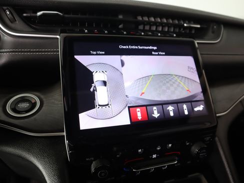 Used 2021 Jeep Grand Cherokee L Limited w/ Luxury Tech Group II image 6