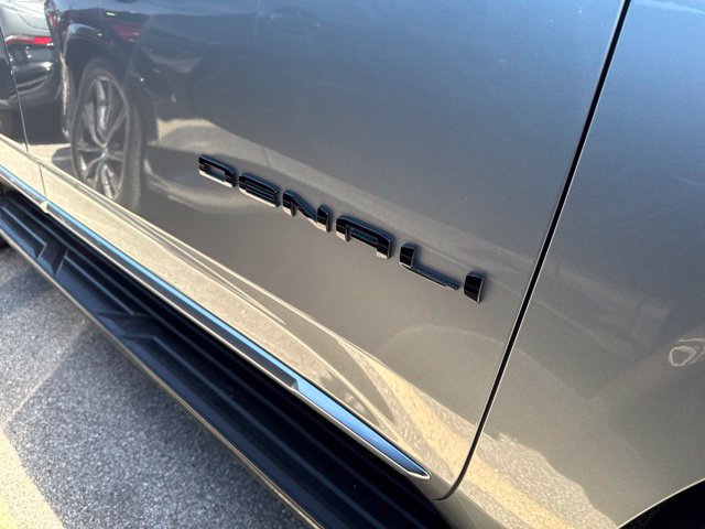 Used 2024 GMC Yukon Denali w/ Max Trailering Package AWD/4WD image 10