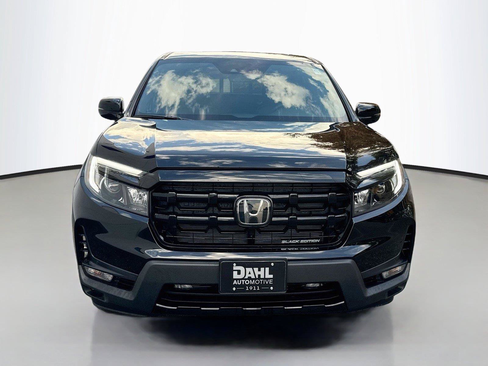 New 2026 Honda Ridgeline Black Edition image 3