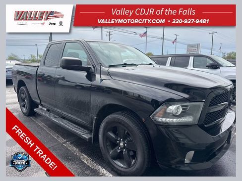 Used 2014 RAM 1500 Express w/ Black Ram 1500 Express Group AWD/4WD image 1