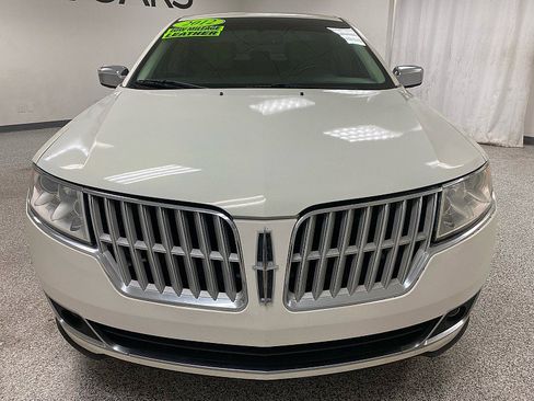 Used 2012 Lincoln MKZ image 2
