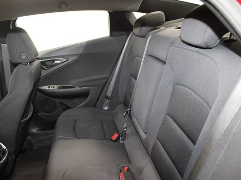 Used 2025 Chevrolet Malibu LT FWD image 18