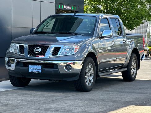 Used 2019 Nissan Frontier SL AWD/4WD image 7