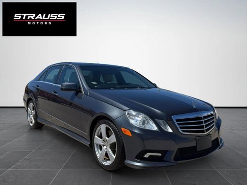 Used 2011 Mercedes-Benz E 350 E 350 4MATIC Sedan 4D image 1
