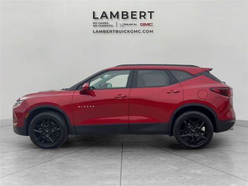 Used 2024 Chevrolet Blazer LT w/ Convenience Package image 2