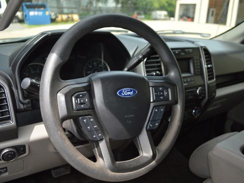 Used 2018 Ford F150 XLT AWD/4WD image 17