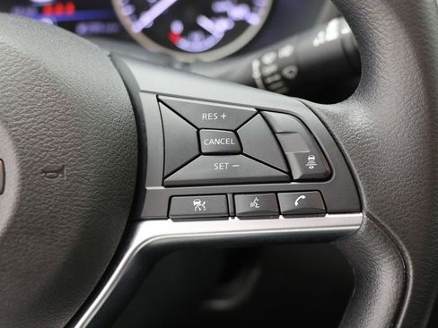 Used 2024 Nissan Sentra SV image 19