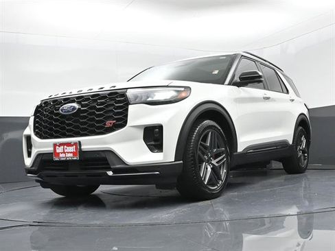 Certified 2025 Ford Explorer ST w/ Sun And Sound Package AWD/4WD image 36