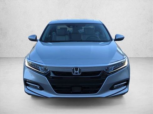 Used 2018 Honda Accord EX image 2