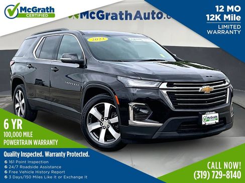 Used 2023 Chevrolet Traverse LT w/ LT Premium Package AWD/4WD image 1