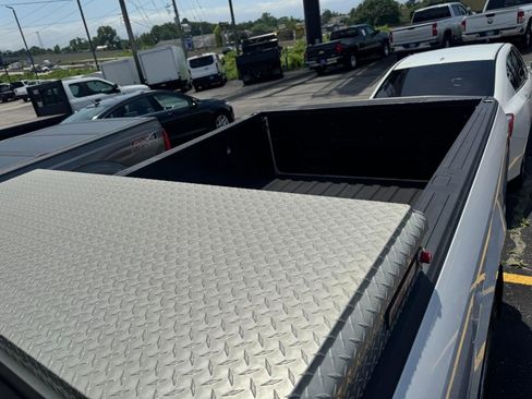 Used 2018 Ford F150 XL w/ Equipment Group 101A Mid AWD/4WD image 9