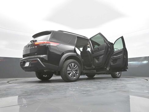 Used 2025 Nissan Pathfinder SV AWD/4WD image 47