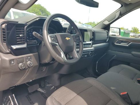 Used 2026 Chevrolet Silverado 1500 LT RWD image 9