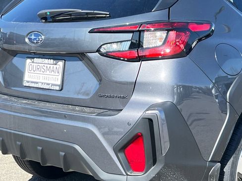 New 2026 Subaru Crosstrek 2.5i Limited w/ Crosstrek Mirror Package image 5