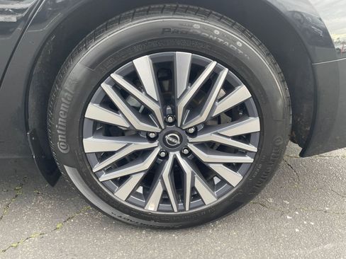 Used 2025 Nissan Altima 2.5 SV image 24