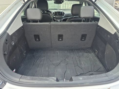 Used 2018 Chevrolet Volt Premier w/ Driver Confidence Package image 6