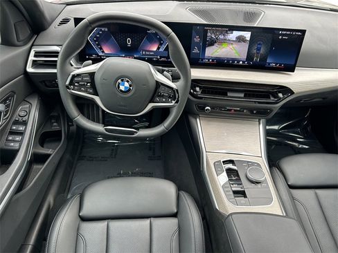 Used 2025 BMW 330i xDrive Sedan image 17