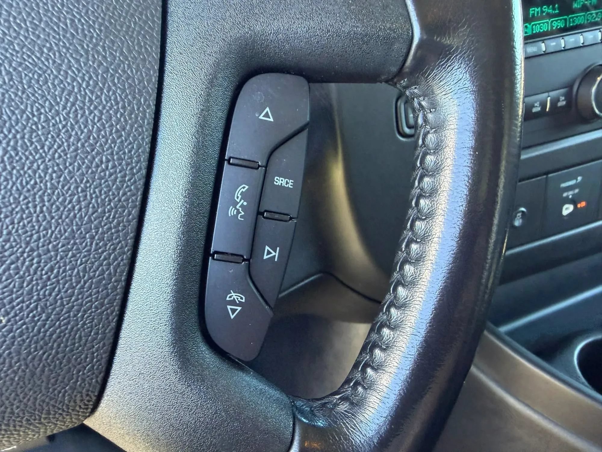 Used 2023 Chevrolet Express 2500 Extended w/ Driver Convenience Package RWD image 16