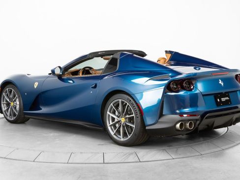 Certified 2021 Ferrari 812 GTS image 5