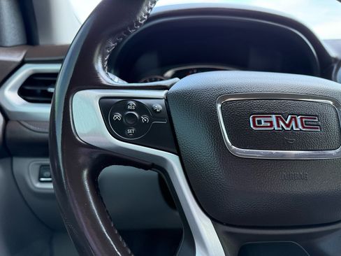 Used 2021 GMC Acadia SLT image 23