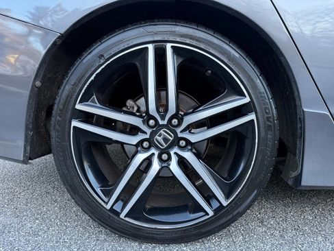 Used 2016 Honda Accord Sport image 13