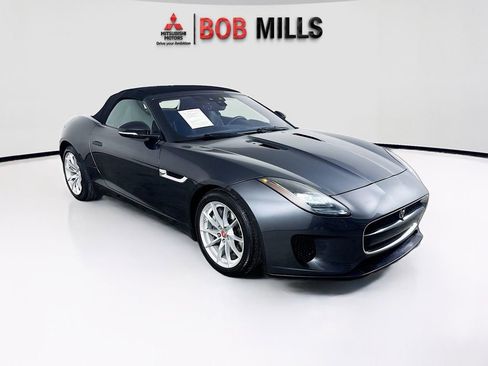 Used 2018 Jaguar F-TYPE Convertible image 1