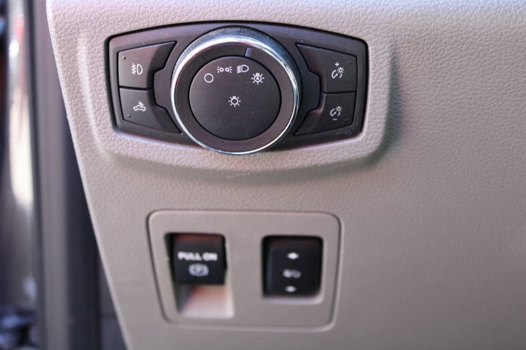 Used 2019 Ford F150 XLT w/ Equipment Group 302A Luxury AWD/4WD image 20