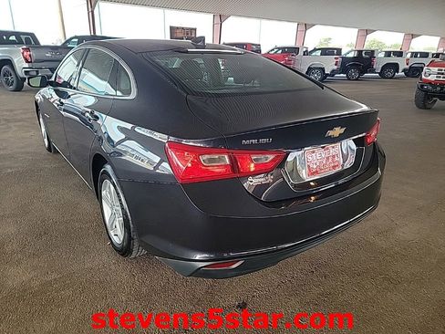 Used 2023 Chevrolet Malibu LS FWD image 9