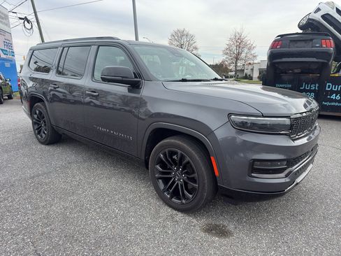 Used 2024 Jeep Grand Wagoneer L Series II w/ Quick Order Packagew 28T image 3