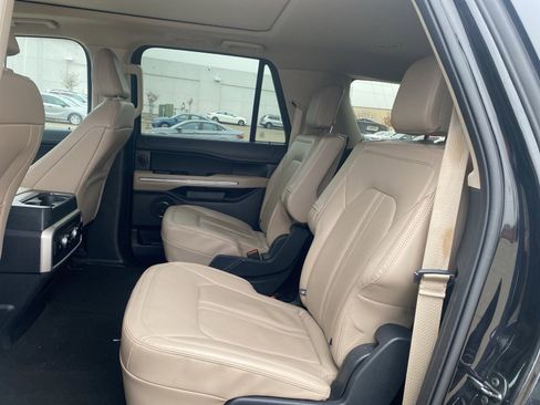 Used 2024 Ford Expedition Max Limited image 10