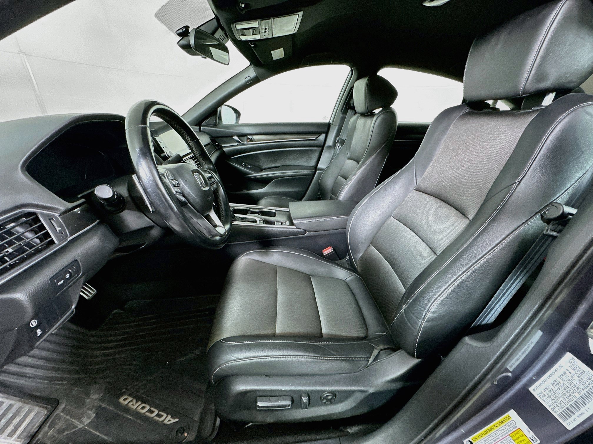 Used 2020 Honda Accord Sport image 13