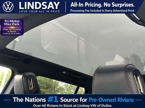 Used 2025 Rivian R1S Premium AWD/4WD image 27